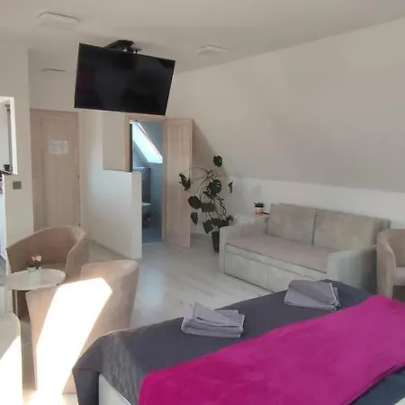 Natura Panzio Gæstehus 3*